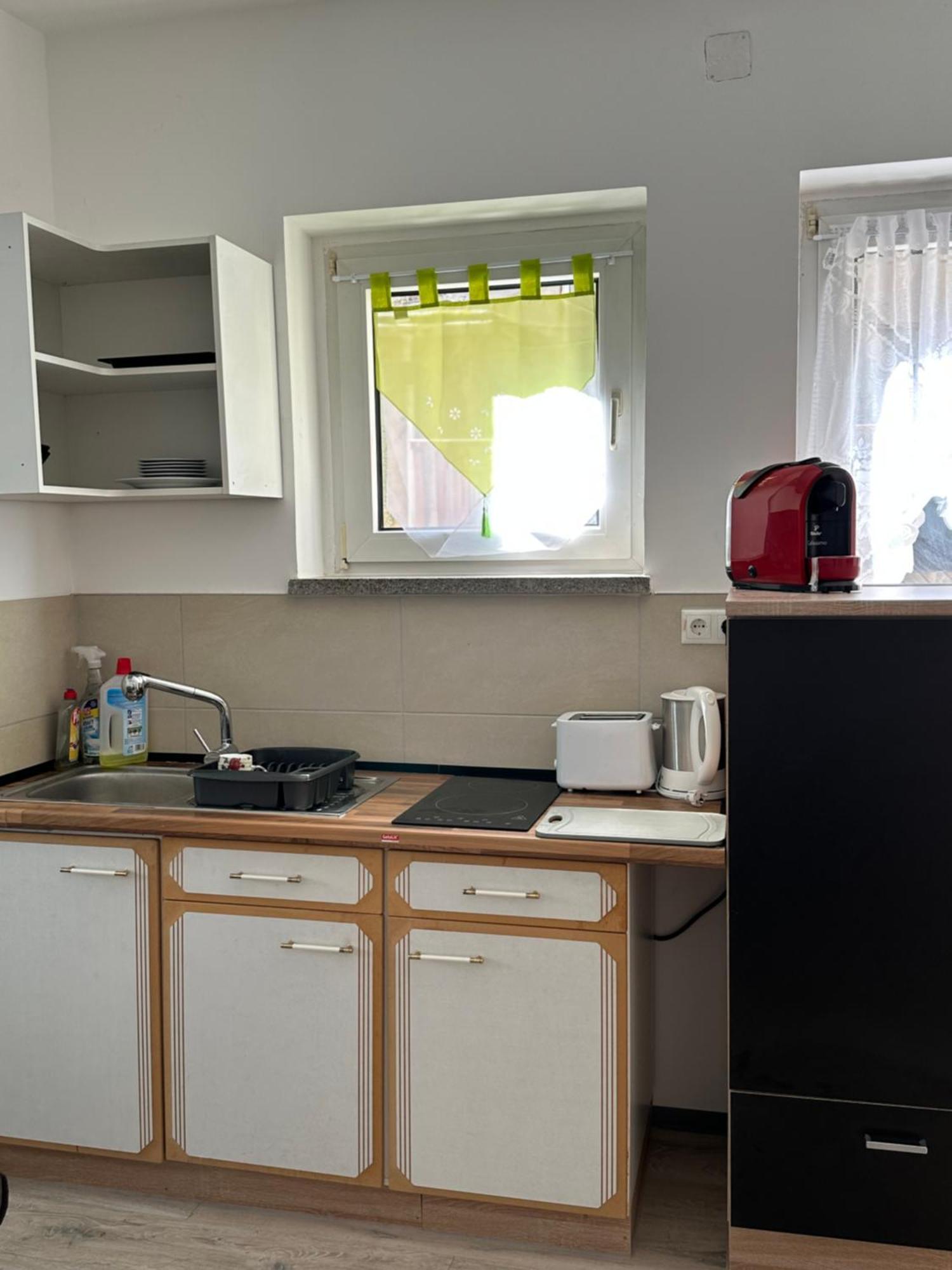 Ein Zimmer Wohnung Am Markt Oelsnitz  Exterior foto
